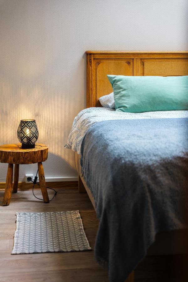 Gite La Dame Au Lit Gite A La Ferme Momignies Exteriör bild